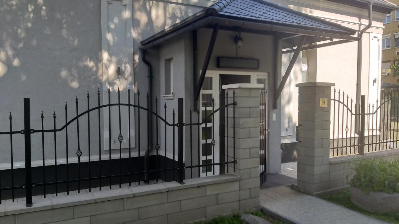 Karpatia Vendeghaz 1201 Budapest Eksteriør bilde