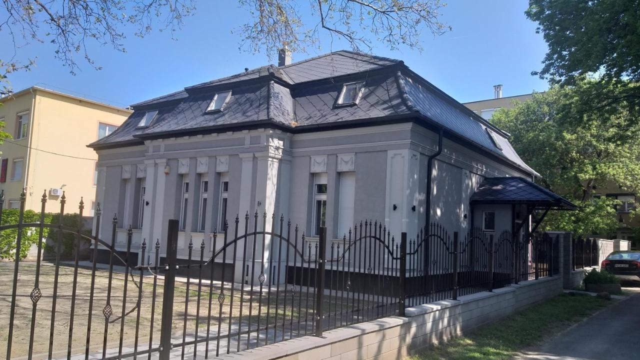 Karpatia Vendeghaz 1201 Budapest Eksteriør bilde